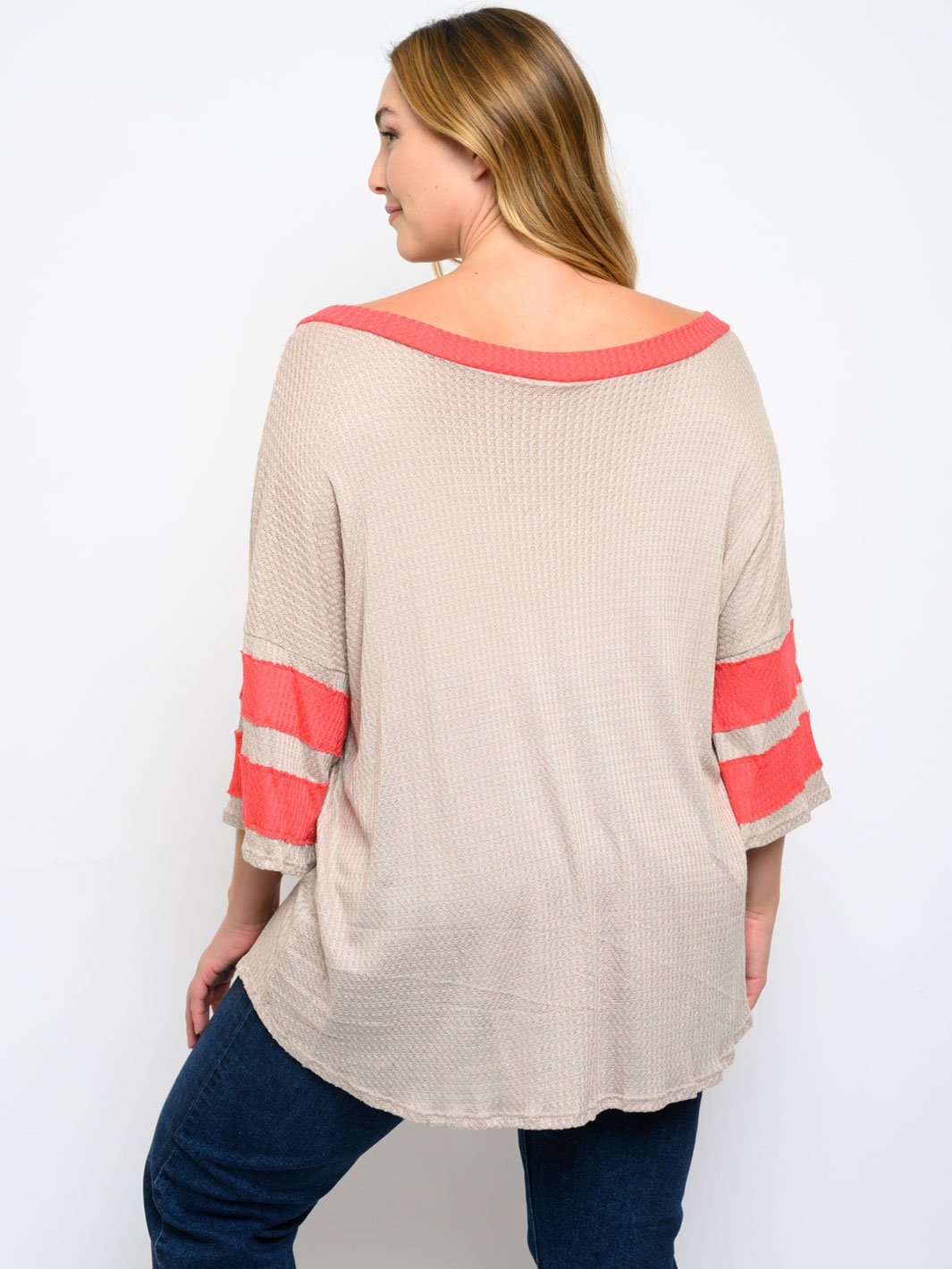 PLUS LONG SLEEVE V-NECK TOP