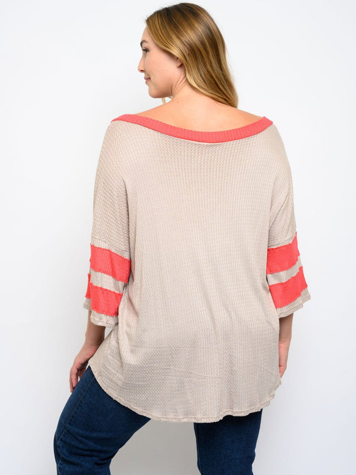 PLUS LONG SLEEVE V-NECK TOP