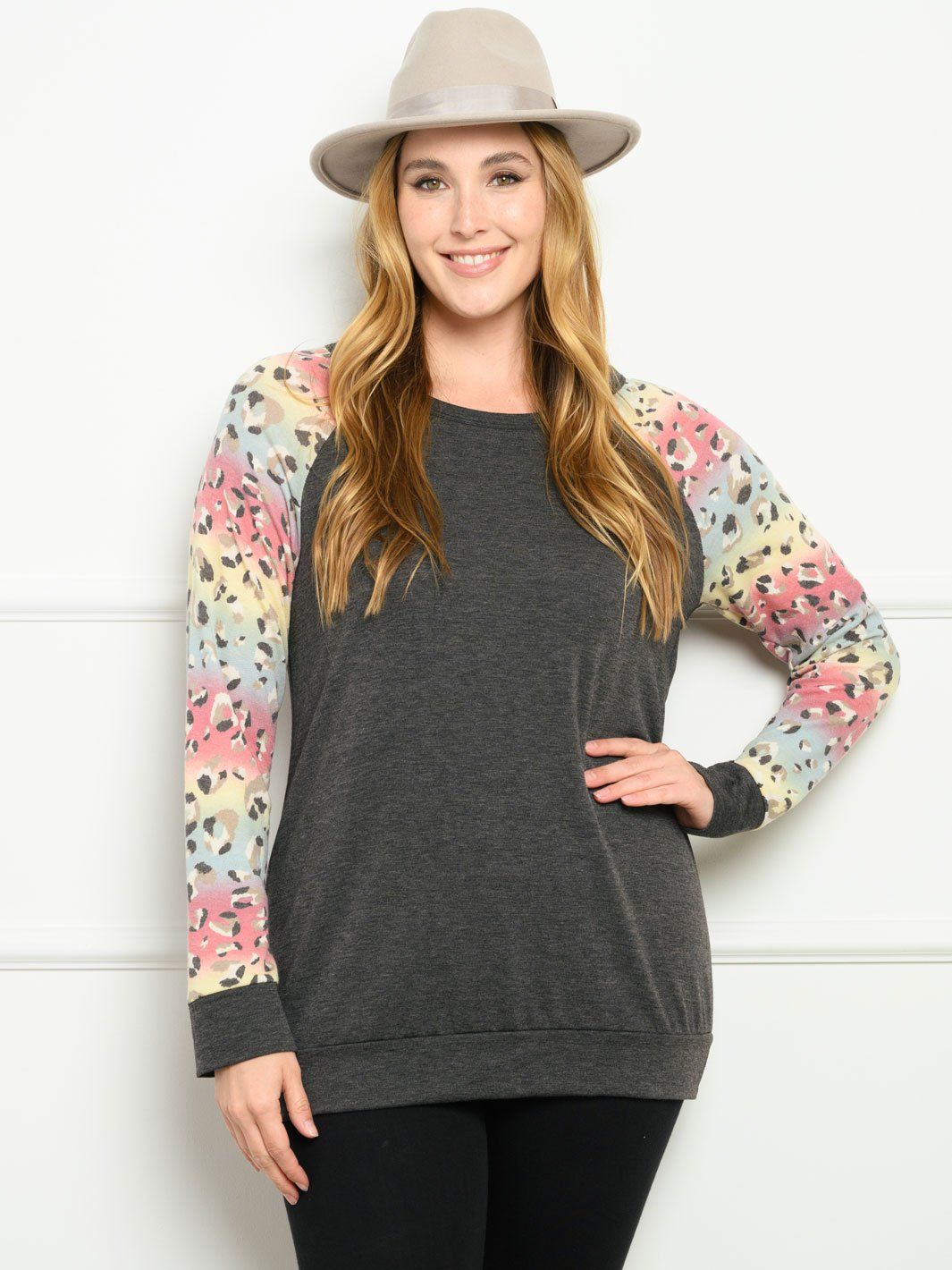 PLUS SIZE LONG SLEEVE MULTI ANIMAL PRINT SOLID TOP