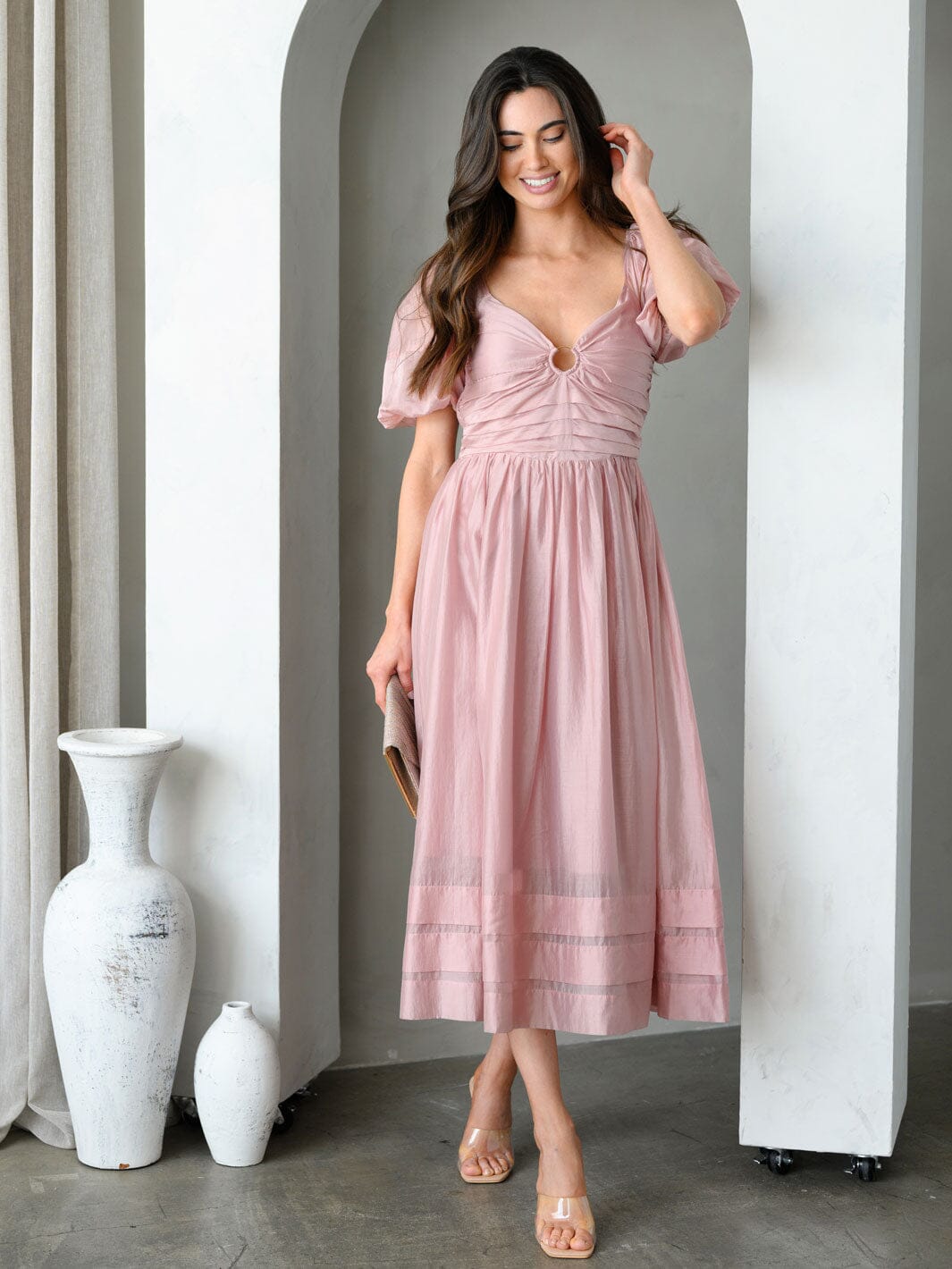 WOMEN'S SHORT PUFF SLEEVE SMOCK MIDI DRESS