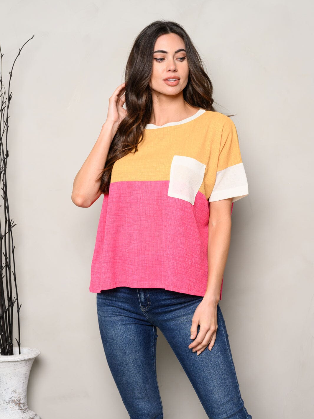 WOMEN'S SHORT SLEEVE FRONT POCKET COLORBLOCK TOP