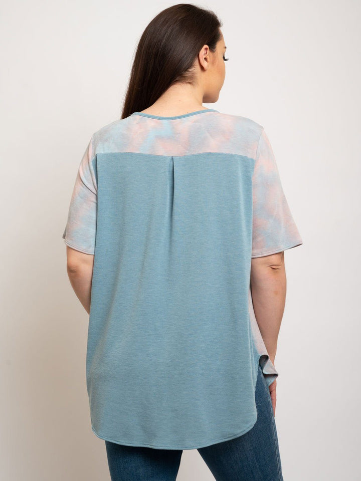 PLUS SIZE TIE DYE SOLID BACK TOP