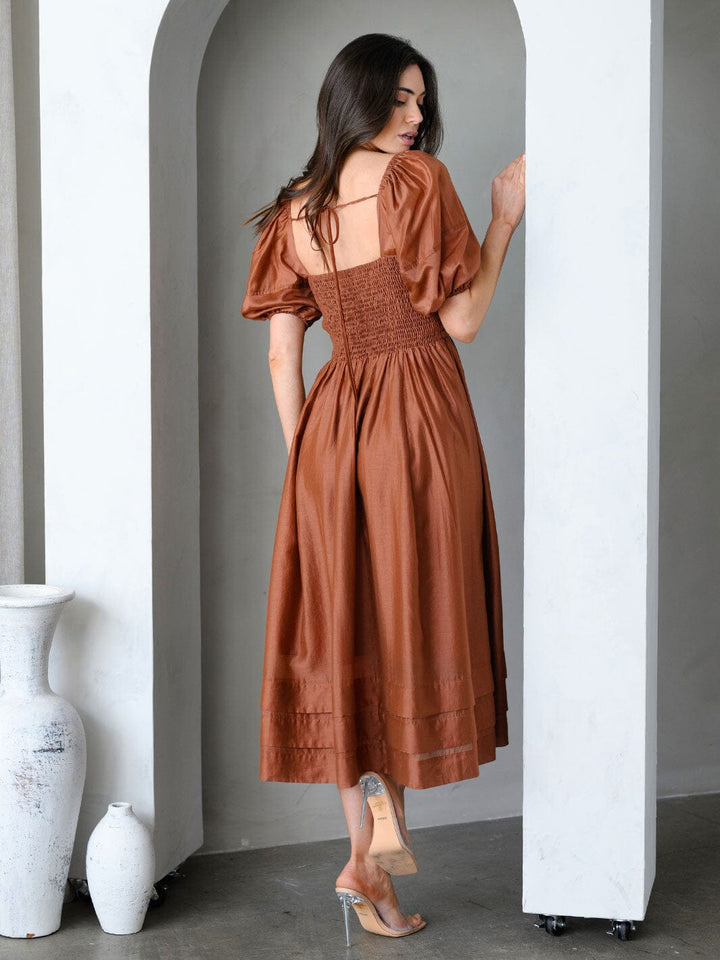 WOMEN'S SHORT PUFF SLEEVE SMOCK MIDI DRESS