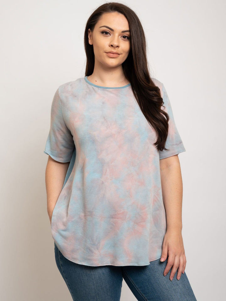 PLUS SIZE TIE DYE SOLID BACK TOP