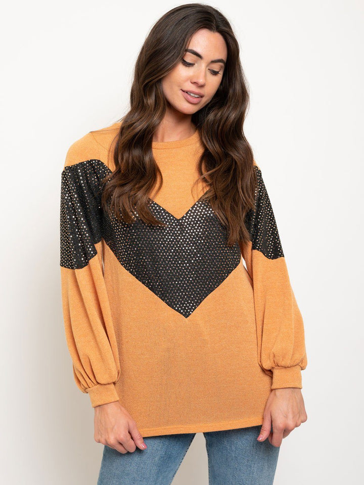 WOMEN'S CHEVRON DESIGN SEQUENCE CONTRAST TOP