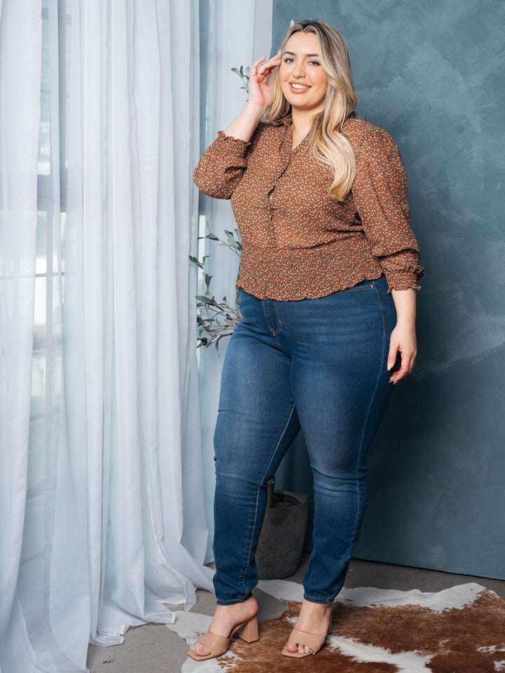 PLUS SIZE 3/4 SLEEVES BUTTON UP SMOCK FLORAL TOP