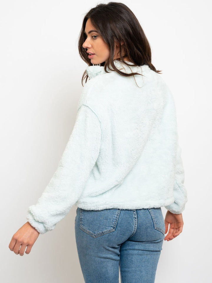 WOMEN'S POCKETED TEDDY SWEATSHIRT