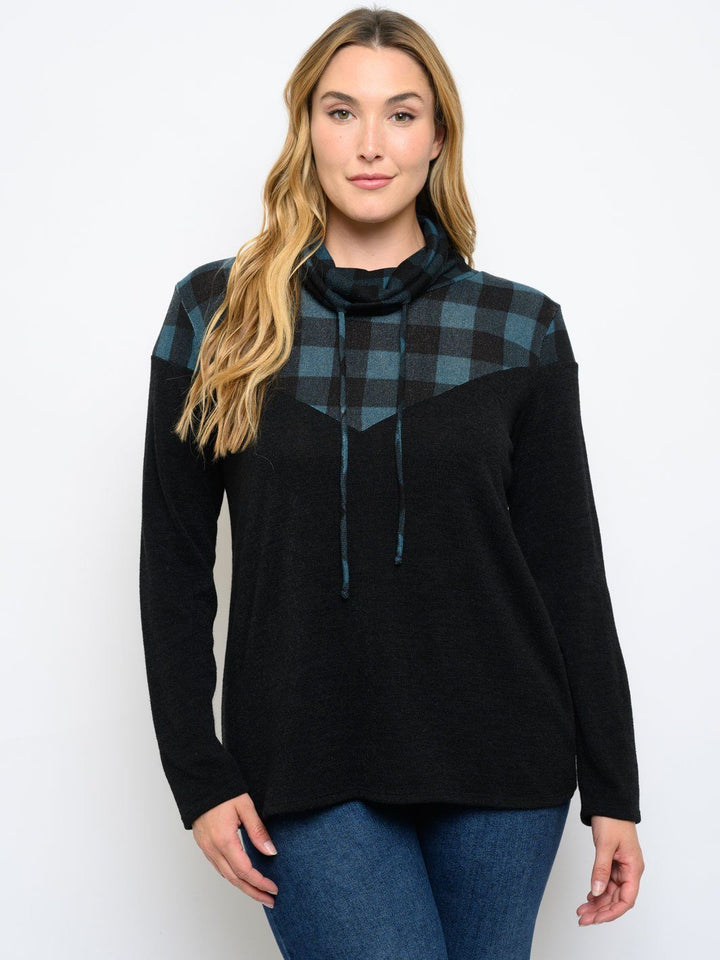 PLUS SIZE TURTLE NECK LONG SLEEVE TOP