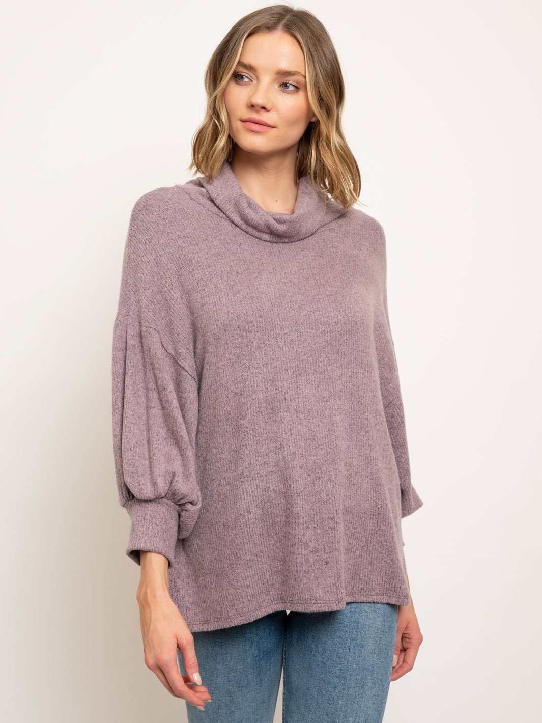 WOMEN'S TURTLE NECK TUNIC TOP