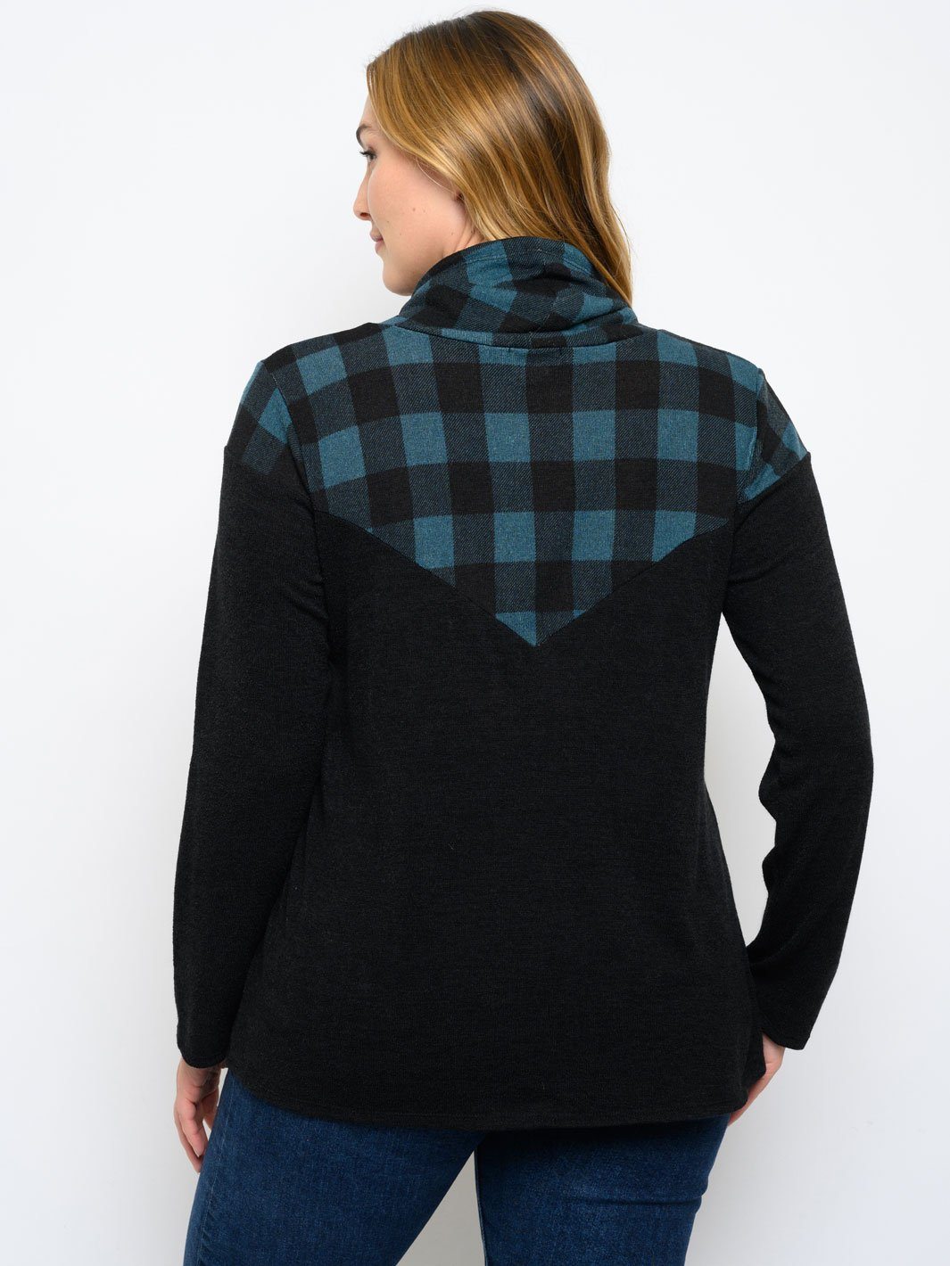 PLUS SIZE TURTLE NECK LONG SLEEVE TOP