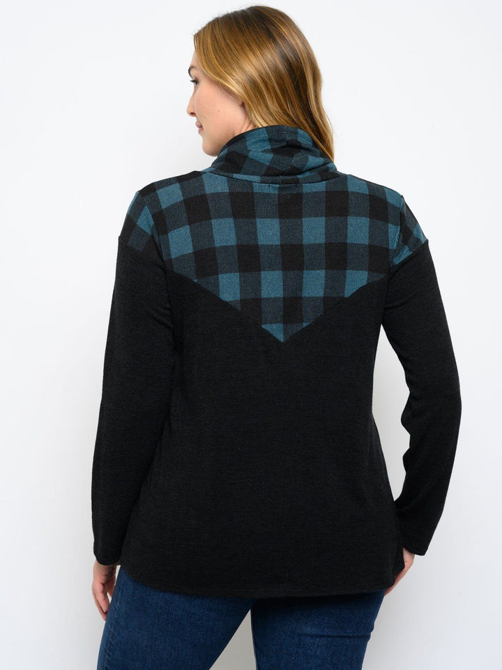 PLUS SIZE TURTLE NECK LONG SLEEVE TOP