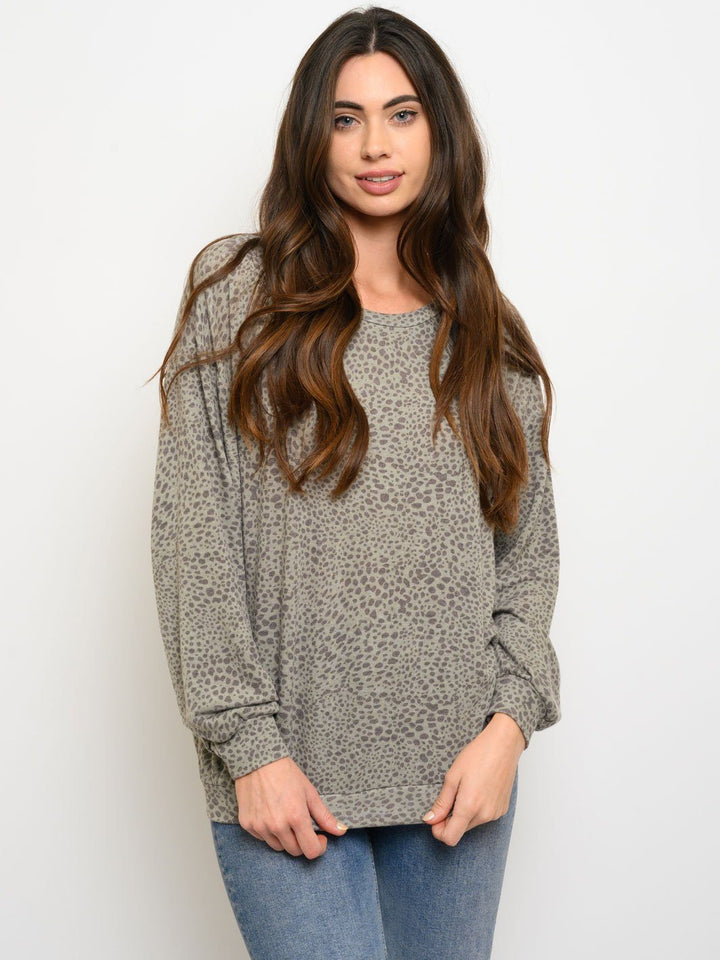 WOMEN'S LONG SLEEVE ANIMAL PRINT TOP