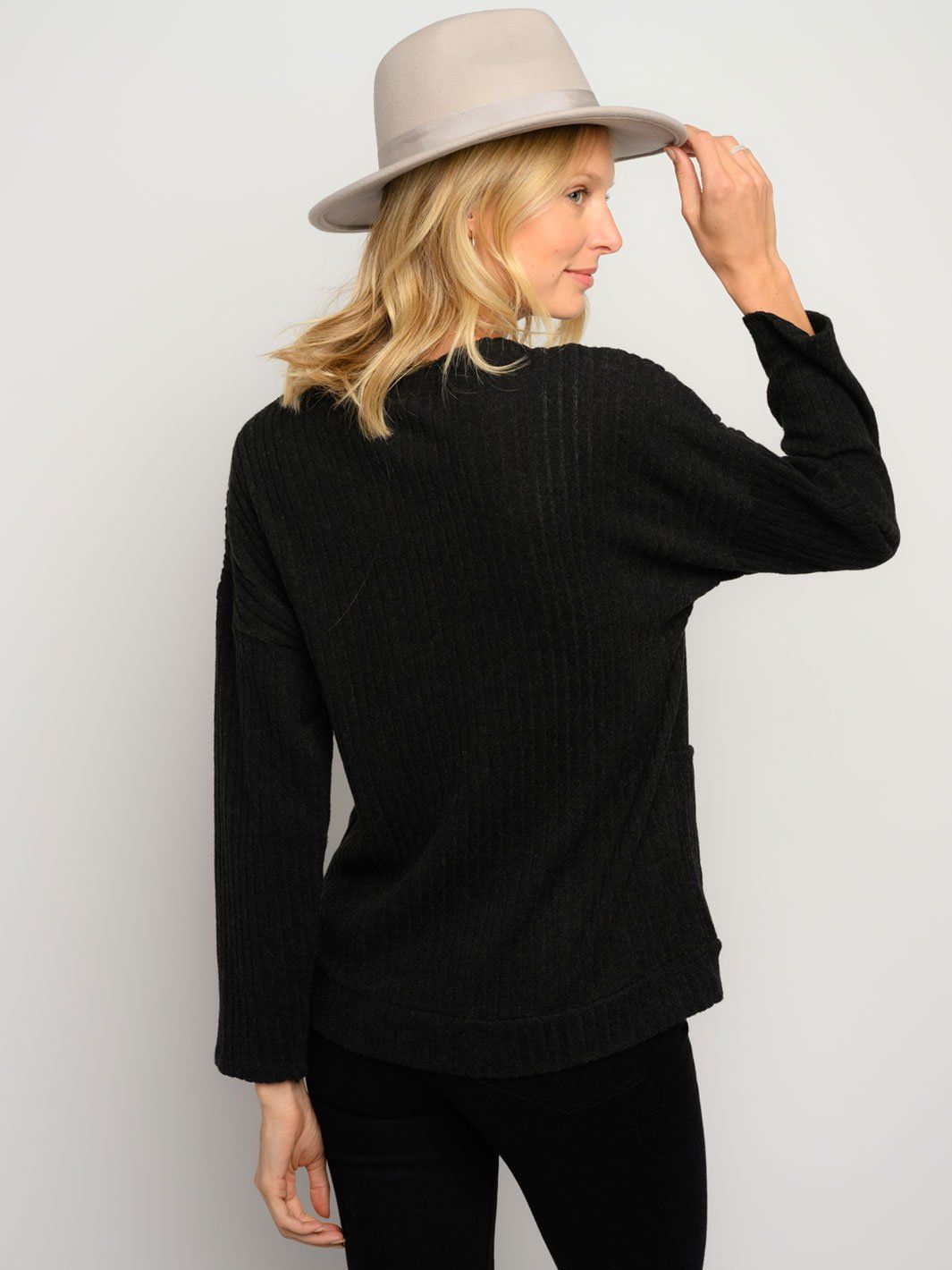 WOMEN'S RIBBED LONG SLEEVE BUTTON CLOSURE POCKETS CARDIGAN