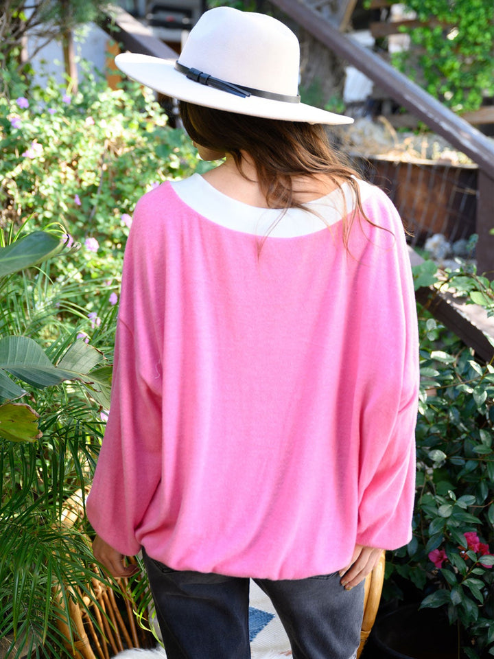 WOMEN'S LONG SLEEVE V-NECK TOP