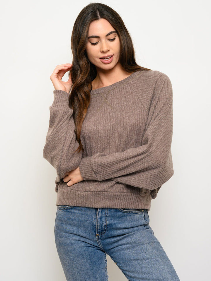 WOMEN'S RIBBED CREWNECK TOP