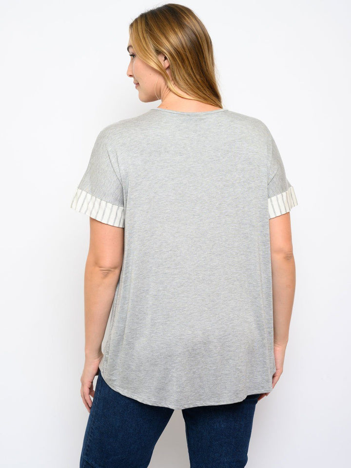 PLUS SIZE SHORT LACE UP DETAIL TOP