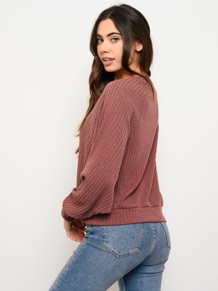 WOMEN'S RIBBED CREWNECK TOP
