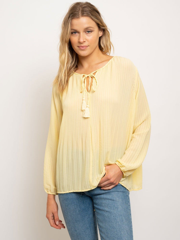 WOMEN'S BROOMSTICK PEASANT TASSEL TRIM TOP