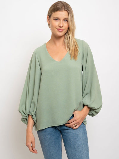 WOMEN'S SOLID LONG SLEEVE V-NECK TOP