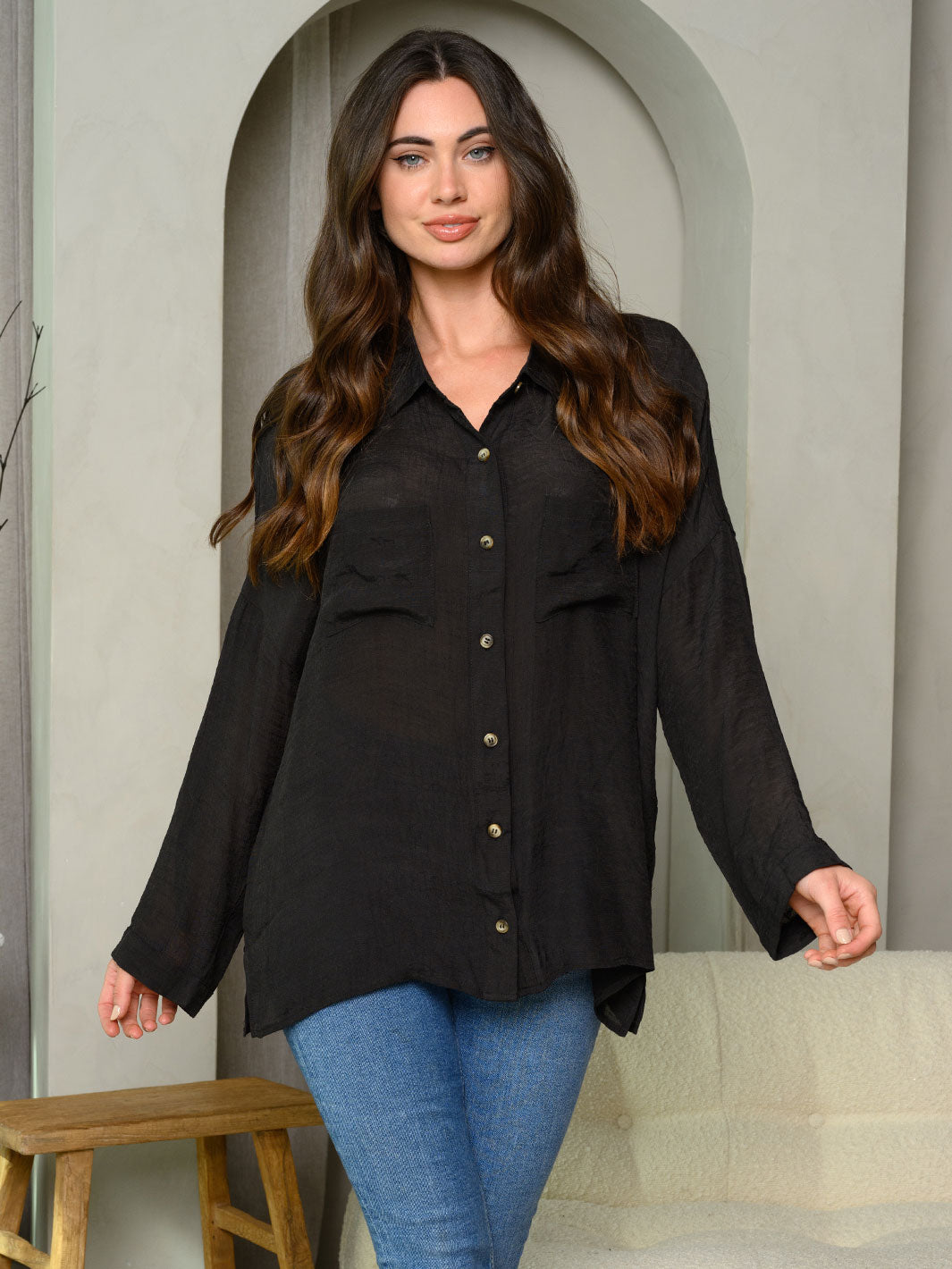 WOMEN'S LONG SLEEVE BUTTON UP SOLID TOP