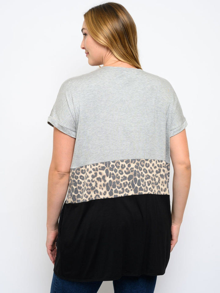 PLUS SIZE COLOR BLOCK ANIMAL PRINT CARDIGAN