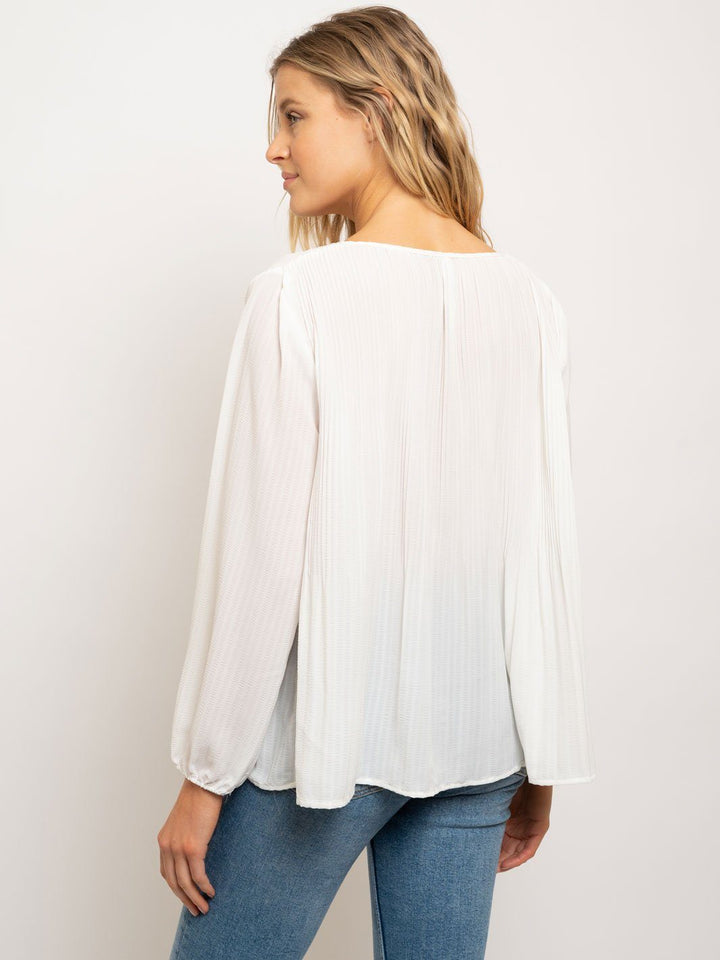 WOMEN'S BROOMSTICK PEASANT TASSEL TRIM TOP