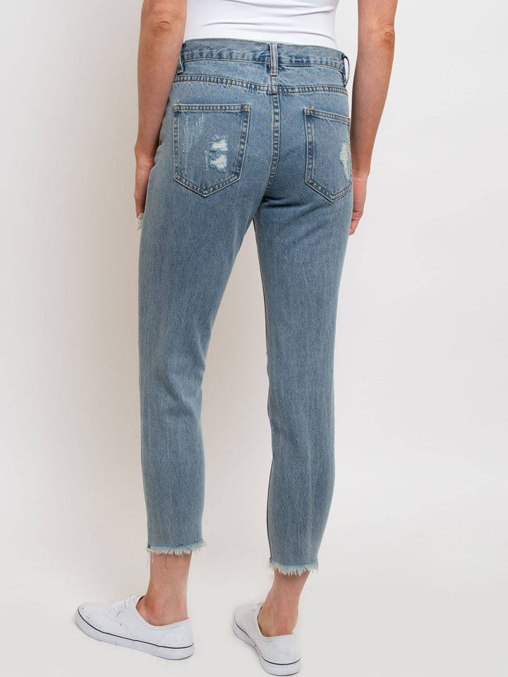 WOMEN'S DISTRESSED MOM JEANS