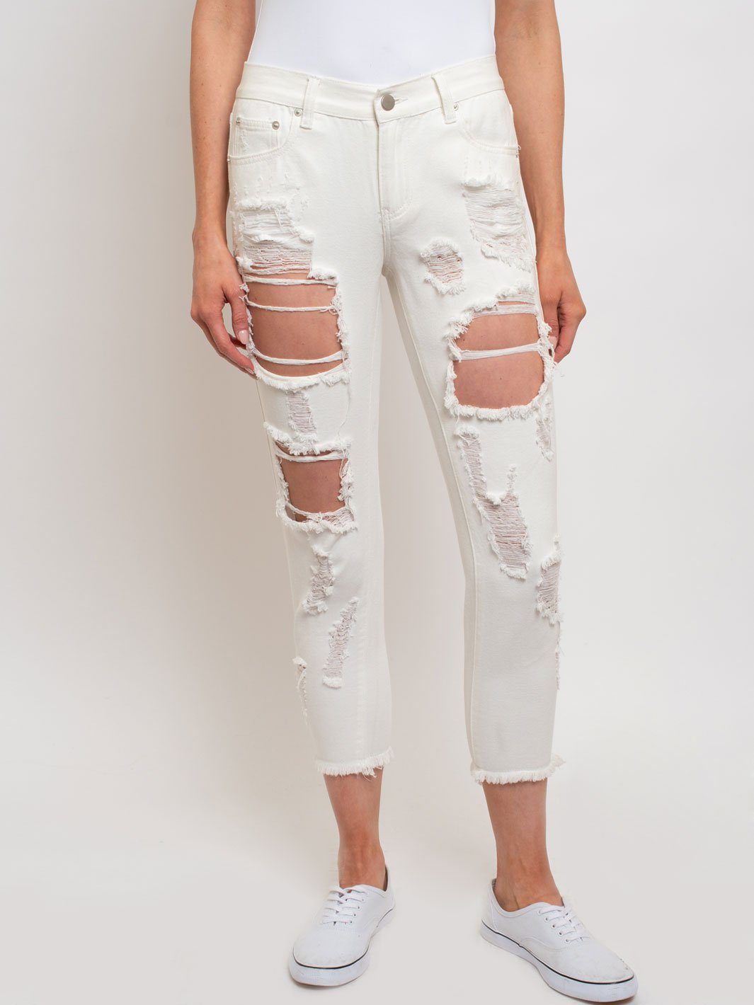 WOMEN'S DISTRESSED WHITE MOM JEANS