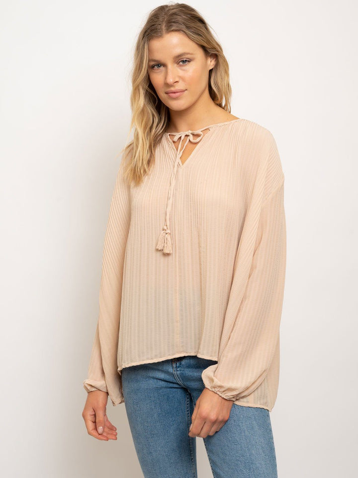 WOMEN'S BROOMSTICK PEASANT TASSEL TRIM TOP