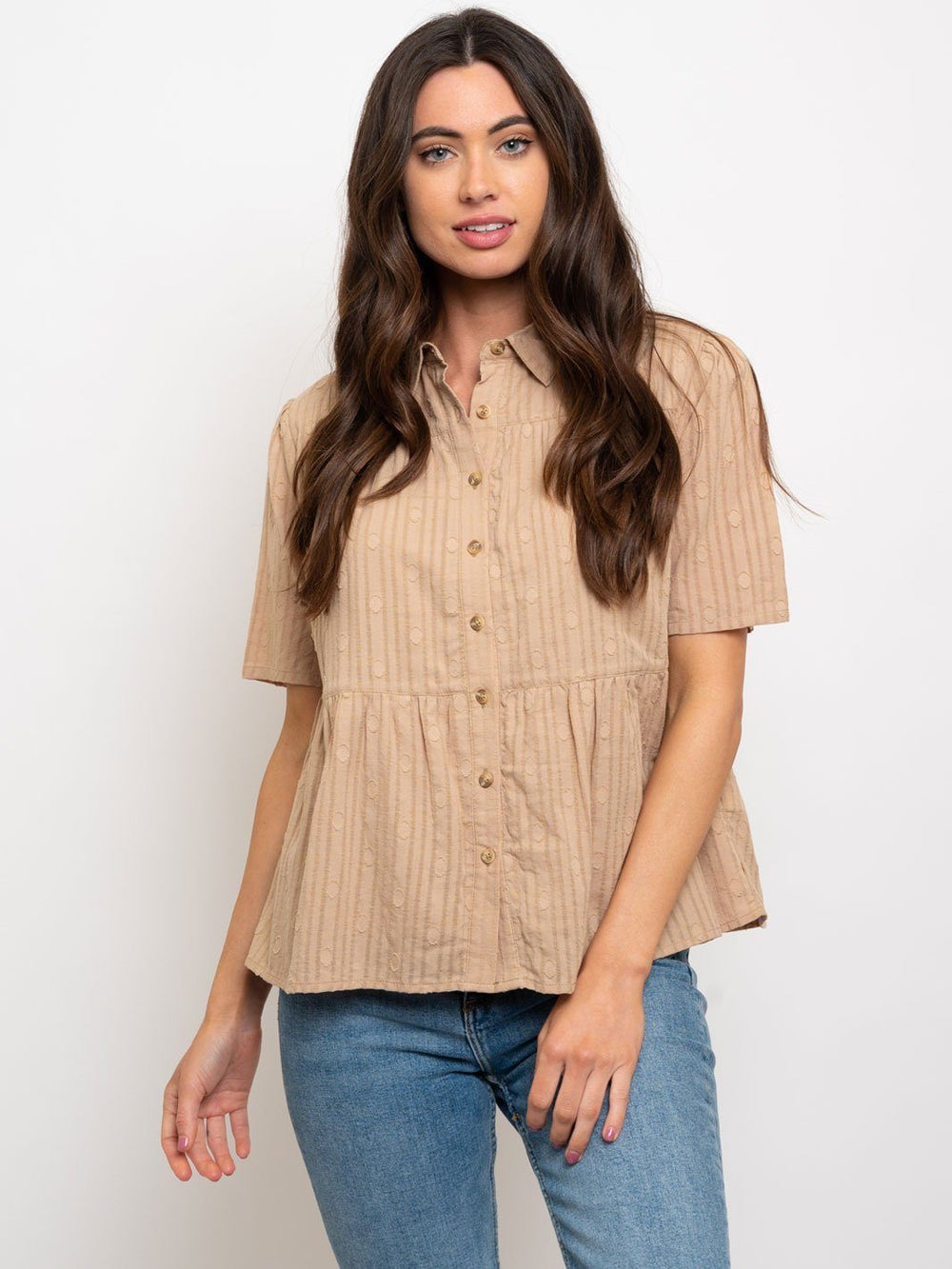 WOMEN'S SHORT SLEEVE BUTTON DOWN COLLAR TOP