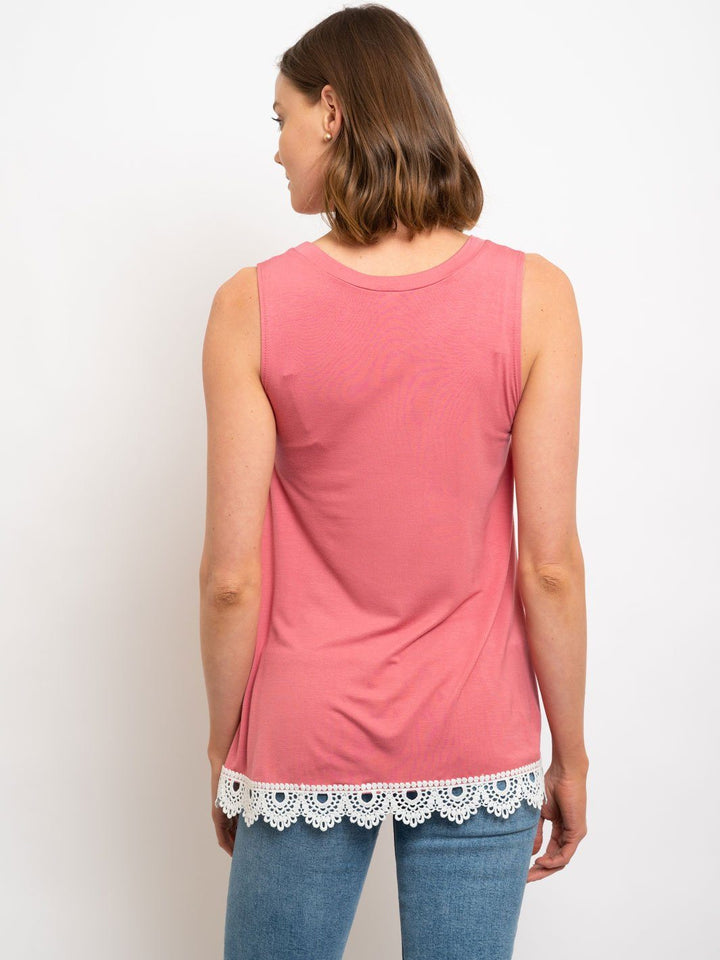 WOMEN'S SLEEVELESS CROCKET DETAILED TOP