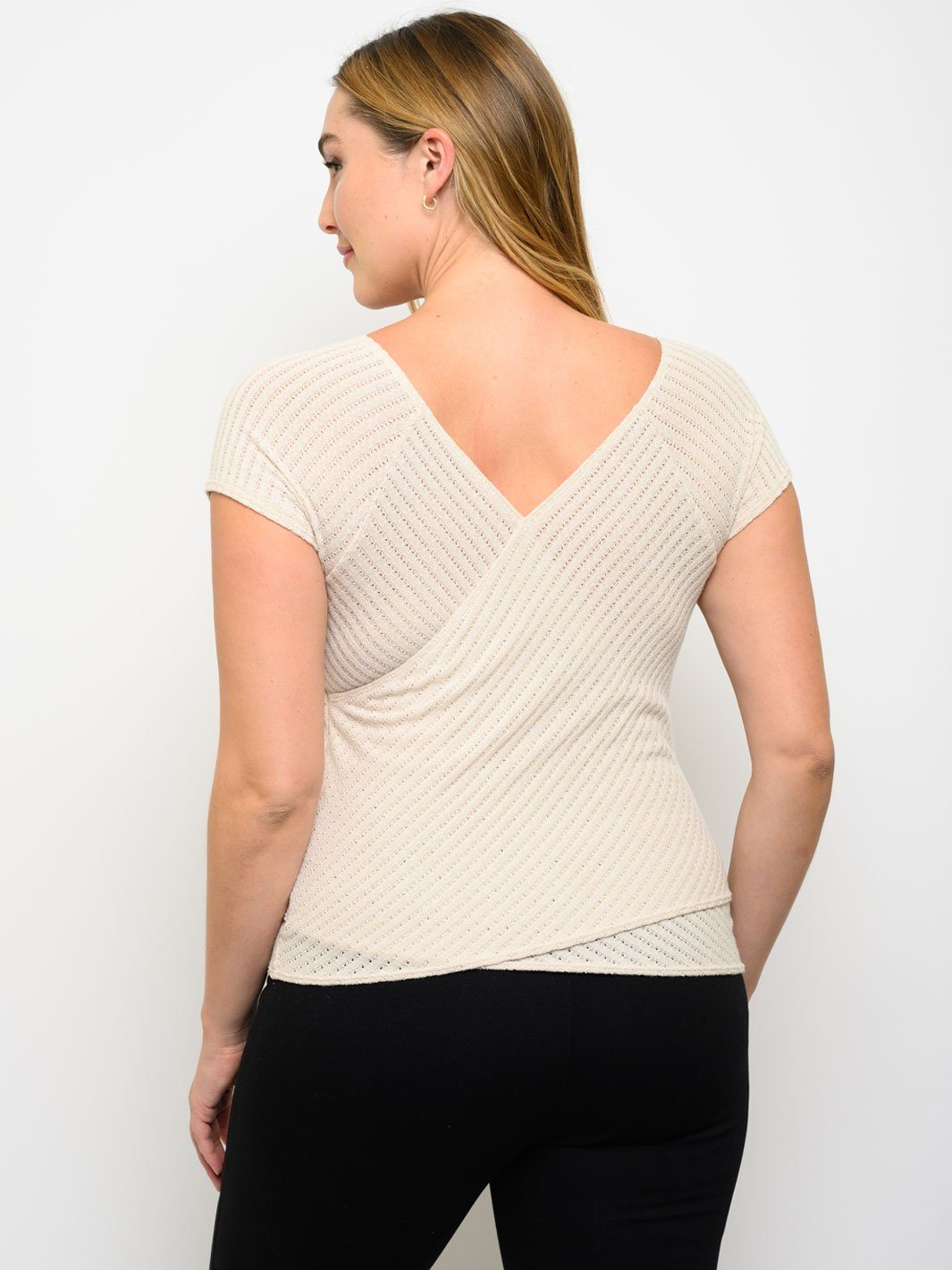 PLUS SIZE V-NECK WRAP SHORT SLEEVE TOP