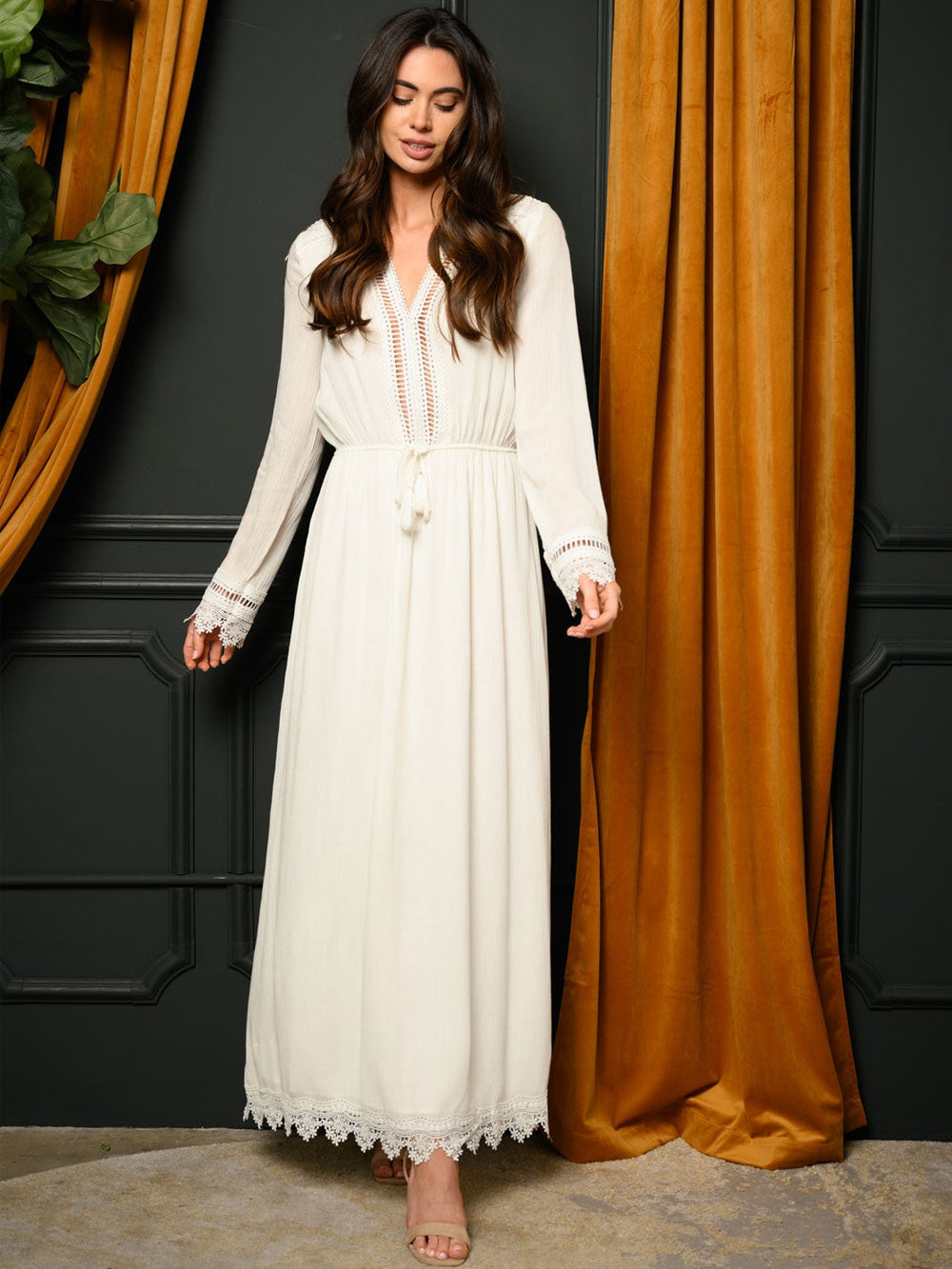 WOMEN'S LONG SLEEVE DETAILED MAXI DRESS