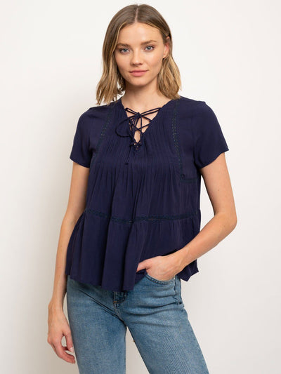 WOMEN'S LACE UP TUNIC TOP