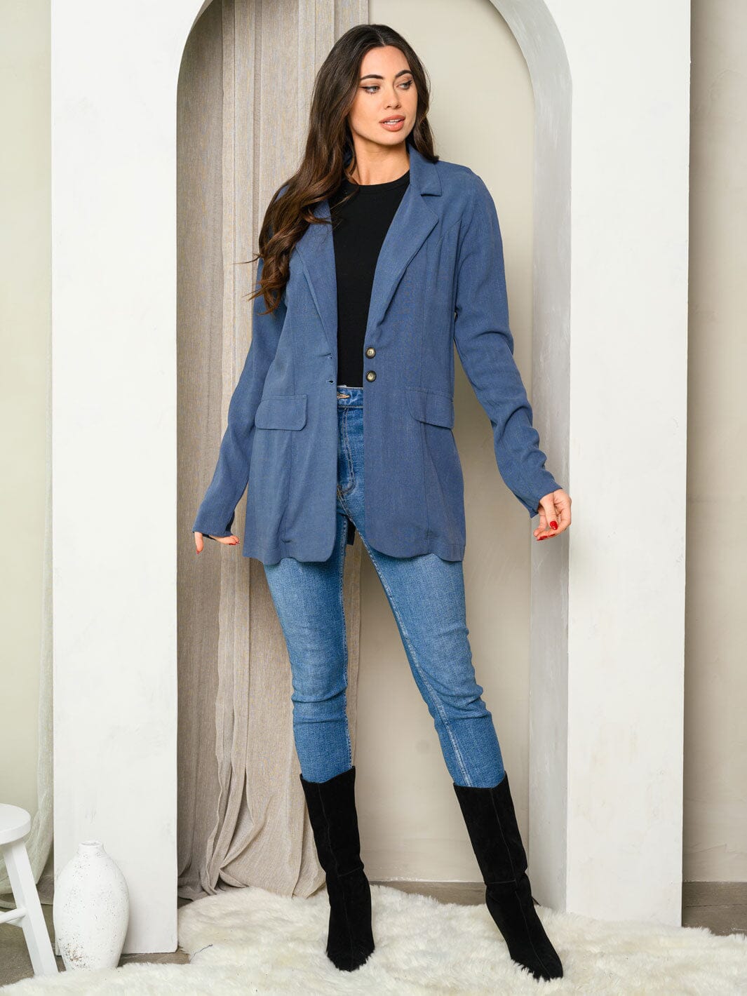 WOMEN'S LONG SLEEVE BUTTON CLOSURE BLAZER