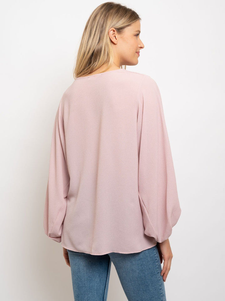 WOMEN'S SOLID LONG SLEEVE V-NECK TOP