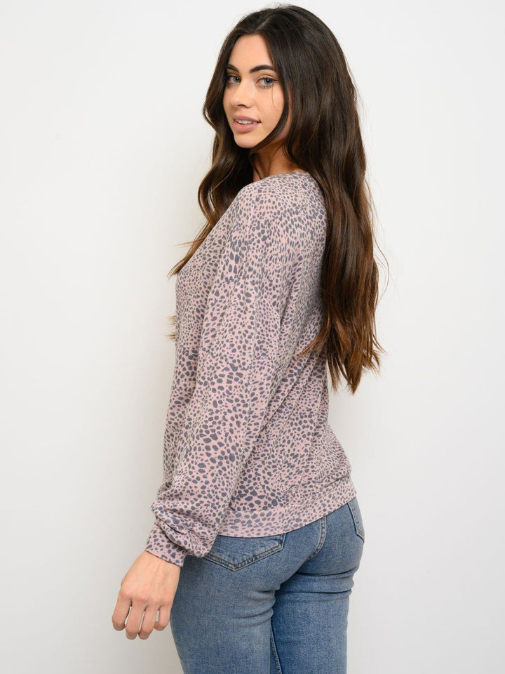 WOMEN'S LONG SLEEVE ANIMAL PRINT TOP