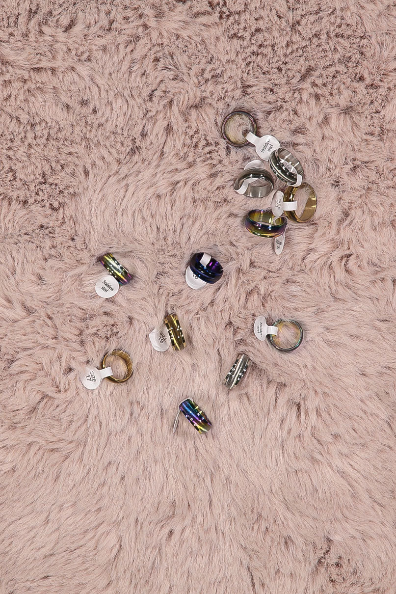 WOMEN'S ASSORTED COLORS STAINLESS STEEL RINGS