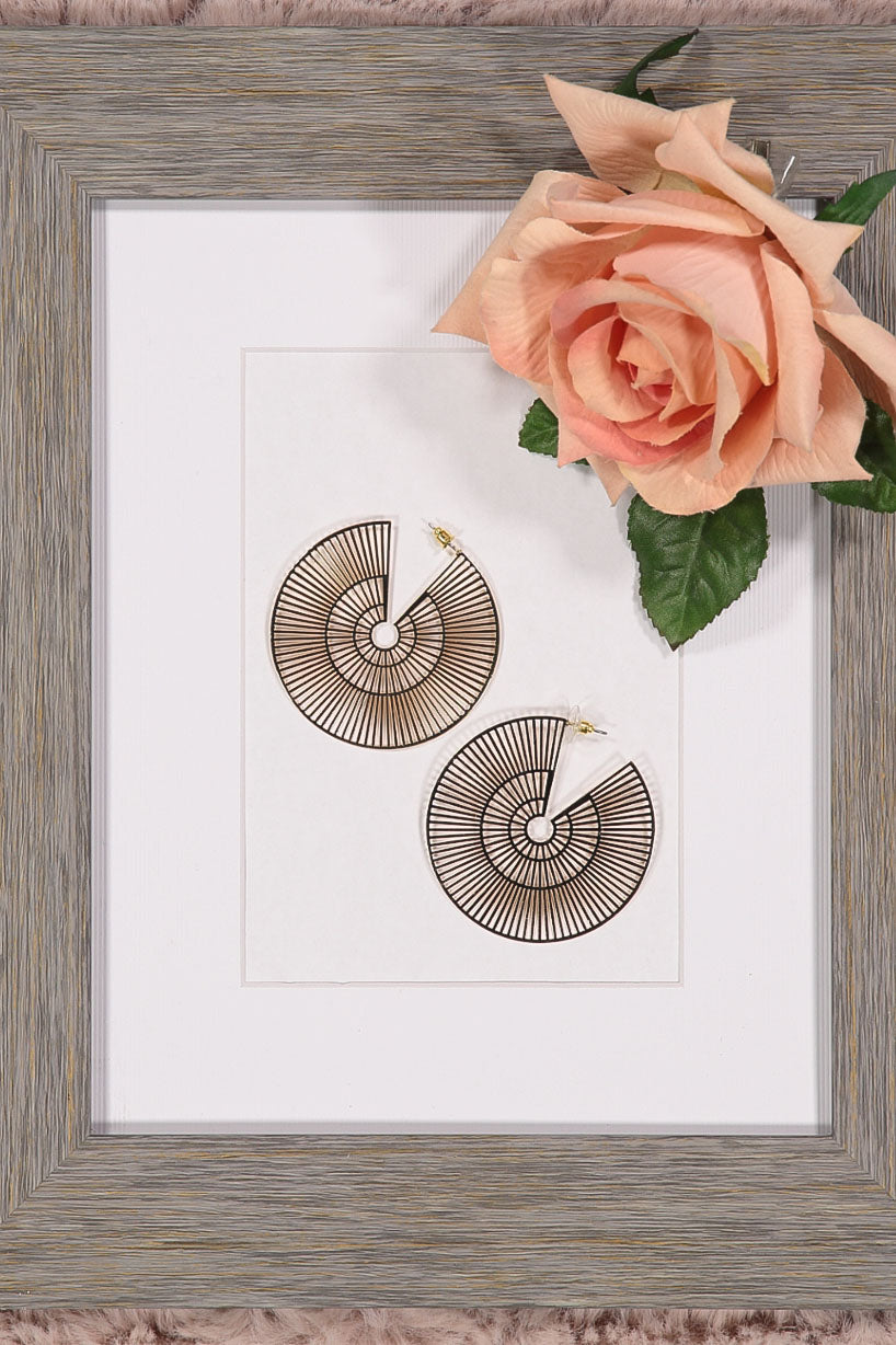 WOMEN'S GOLD FILIGREE HOOP EARRING