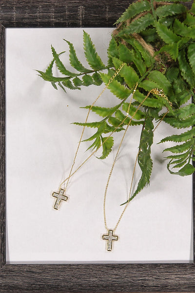 WOMEN'S GOLD CUBIC ZIRCONIA CROSS PENDANT NECKLACE