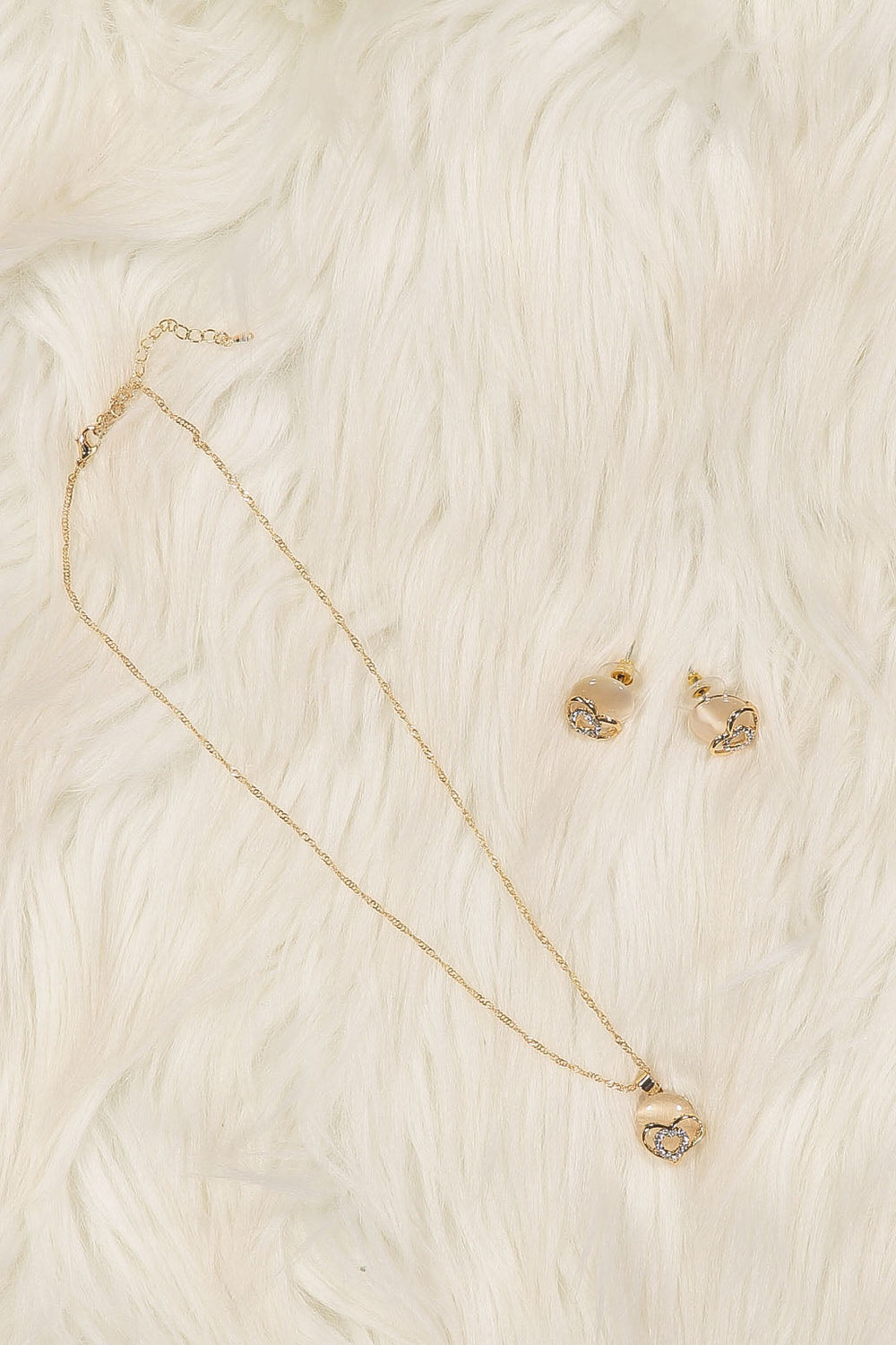 WOMEN'S HEART GOLD PLATED NECKLACE SET