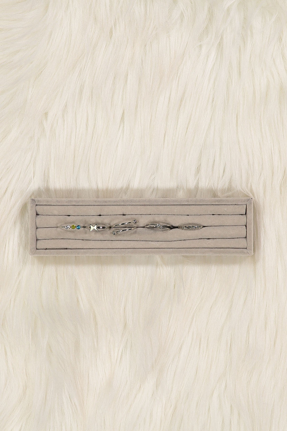 WOMEN'S ASSORTED SHAPES SILVER STEEL RINGS