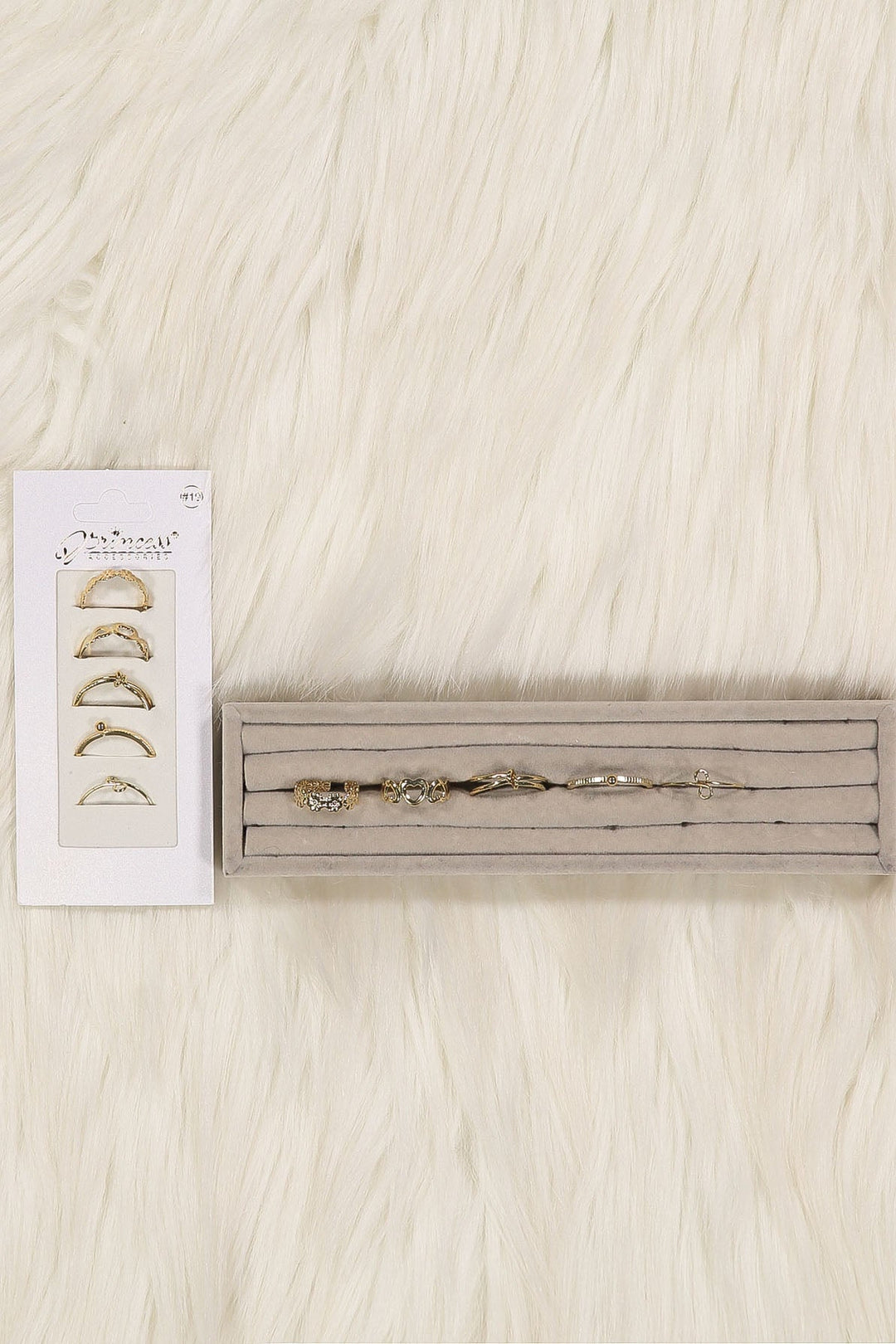 WOMEN'S ASSORTED SHAPES GOLD STEEL RINGS