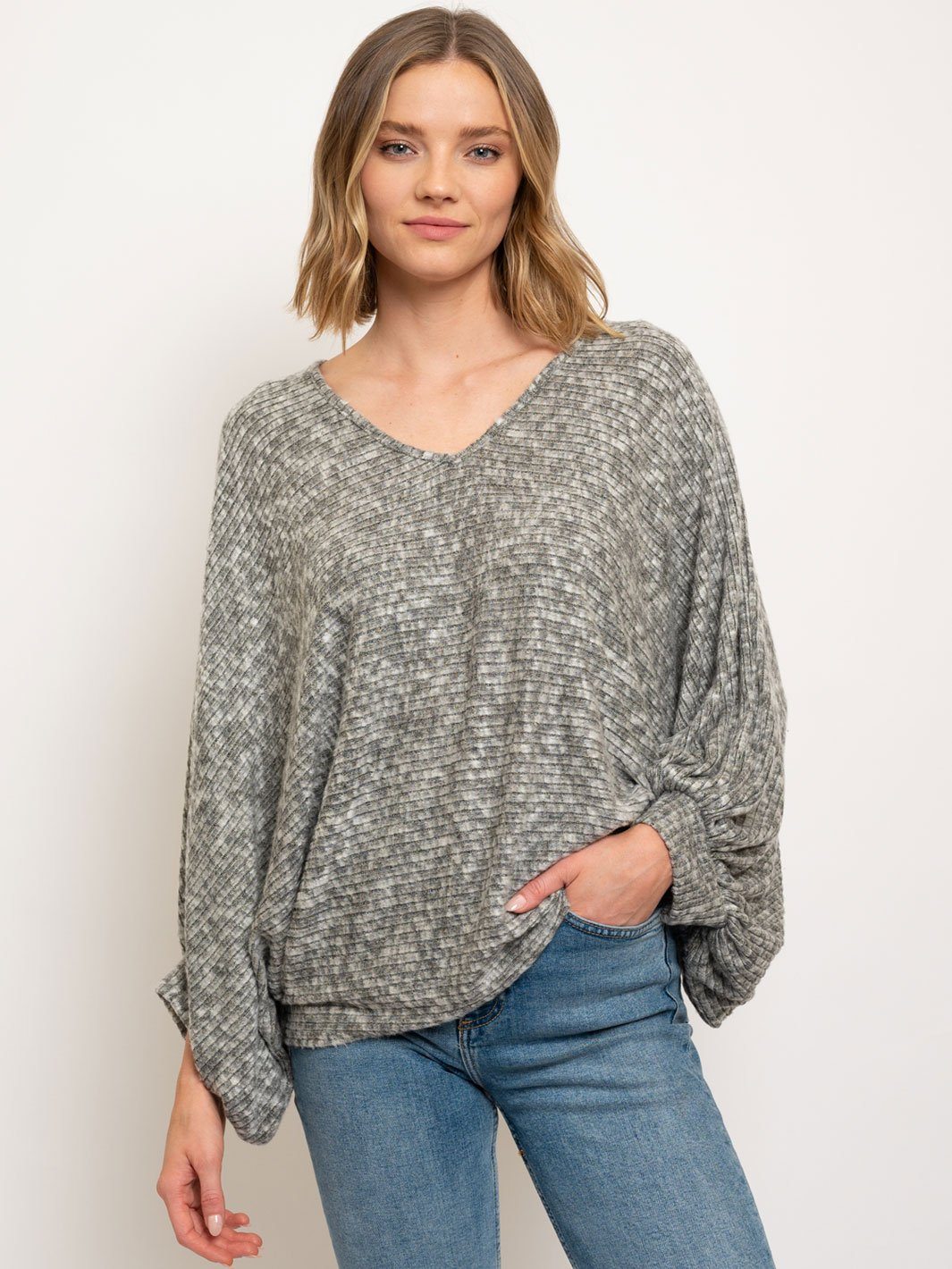 WOMEN'S LONG SLEEVE V-NECK TUNIC TOP