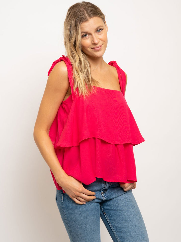 WOMEN'S RUFFLE SLEEVELESS TOP