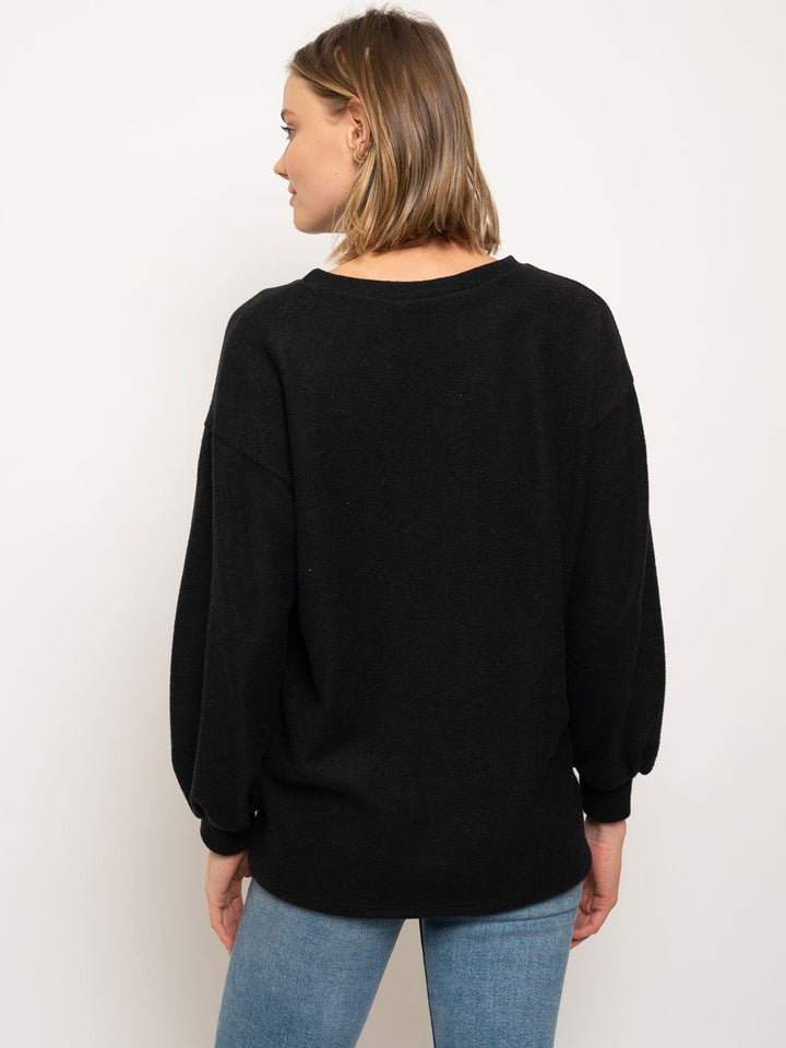 WOMEN'S SOLID LONG SLEEVE TOP