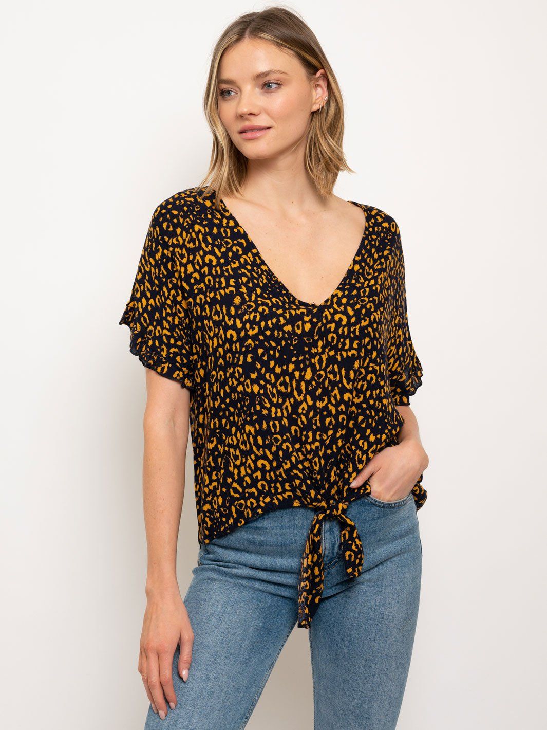 WOMEN'S ANIMAL PRINT FRONT TIE TOP