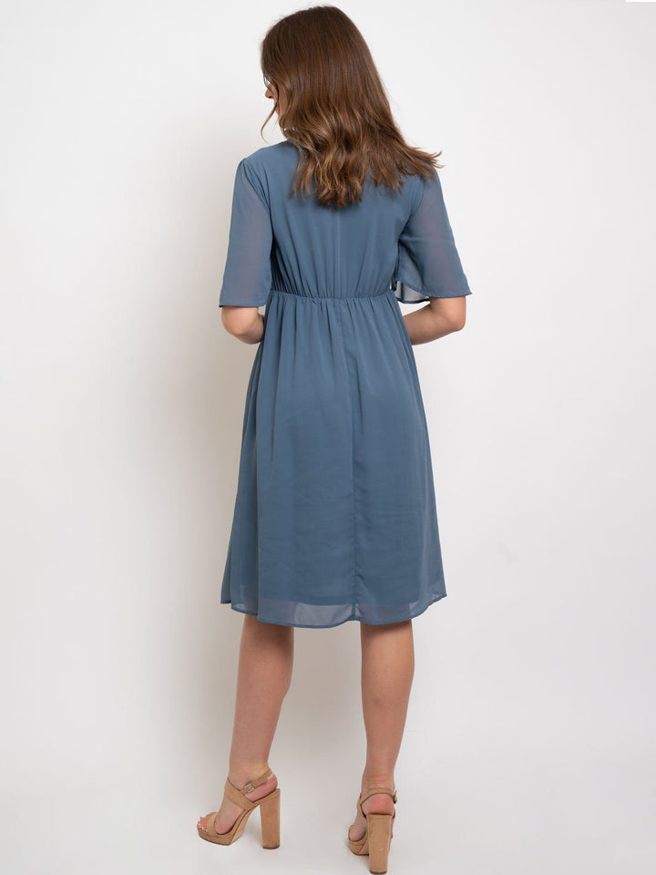 WOMEN'S MOCK NECK LACE DETAIL MIDI DRESS