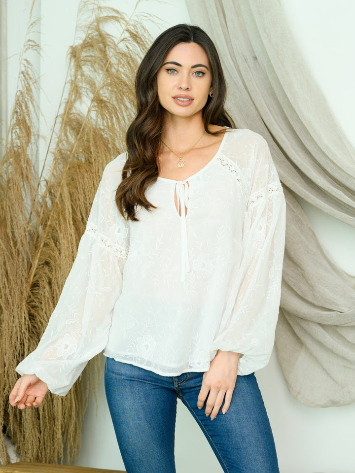 WOMEN'S LONG SLEEVE LACE TRIMMED EMBROIDERY TOP