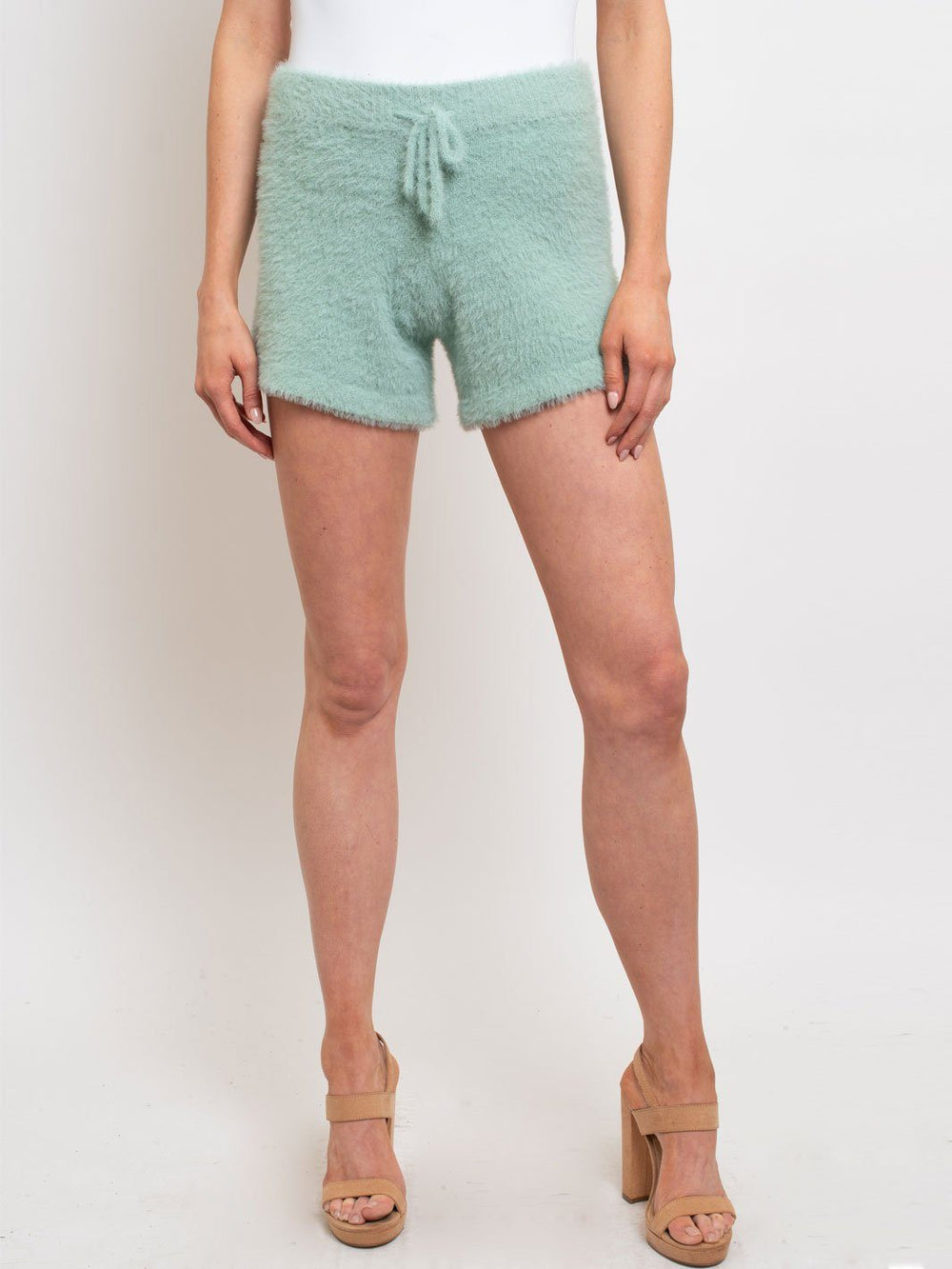 WOMEN'S WEEKEND FUZZY SHORTS